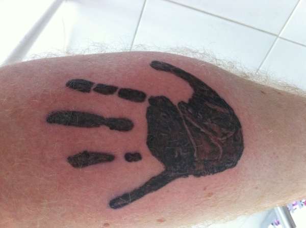 hand tattoo