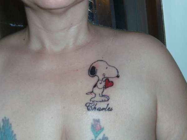 snoopy tat tattoo