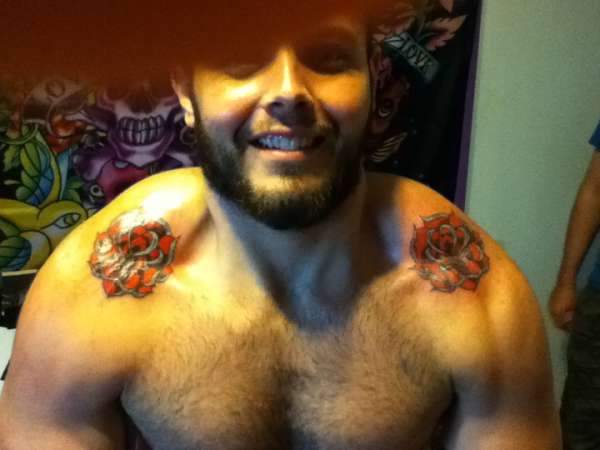 Shoulder roses tattoo
