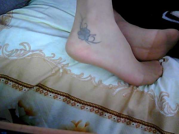 foot tattoo tattoo