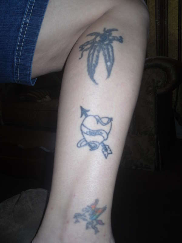 right leg tattoo