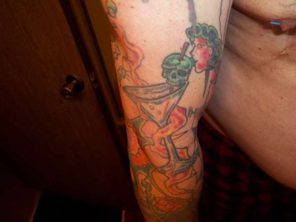 skull/martint glass tattoo