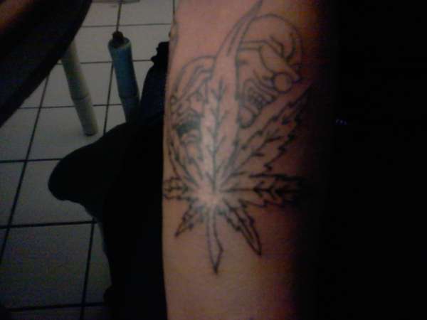 Chronic and clowns tattoo