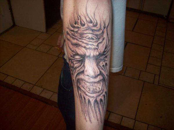 black and grey tattoo