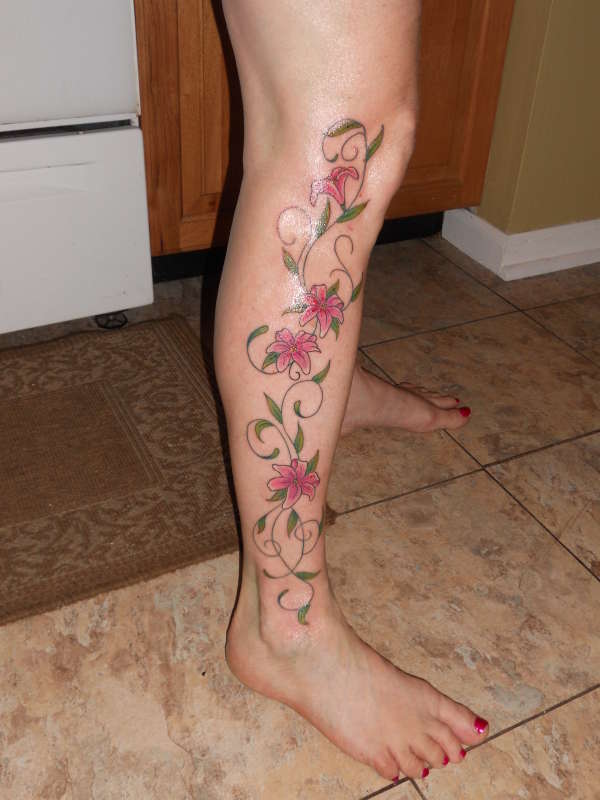 donna s leg tattoo