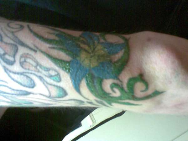 just coloured tattoo