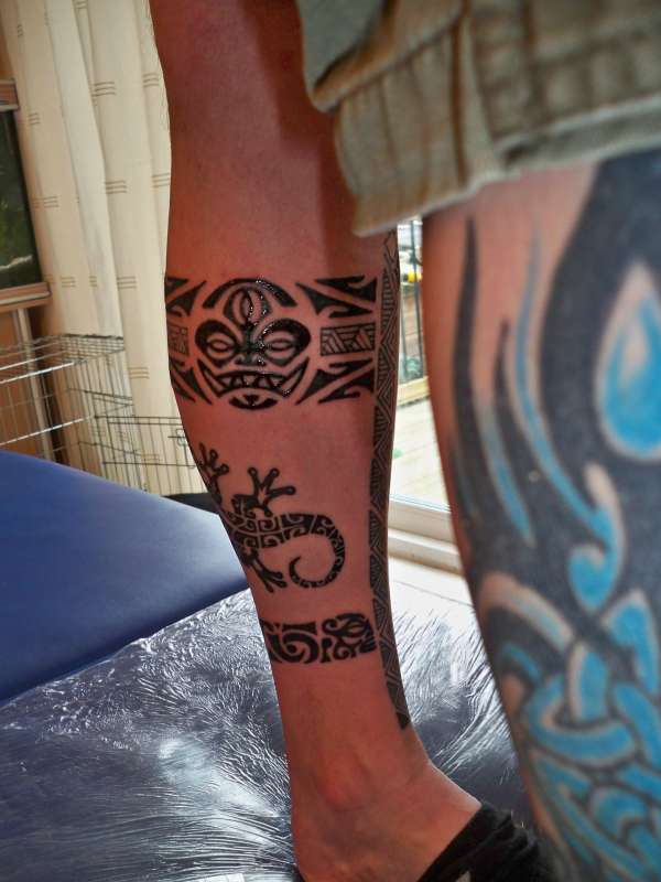 polynesian leg peice (2) tattoo