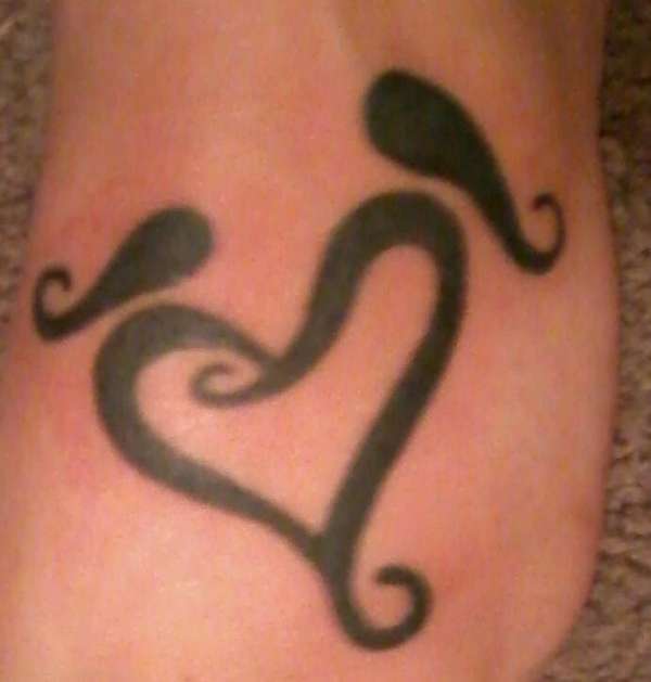 Mothers bond tattoo
