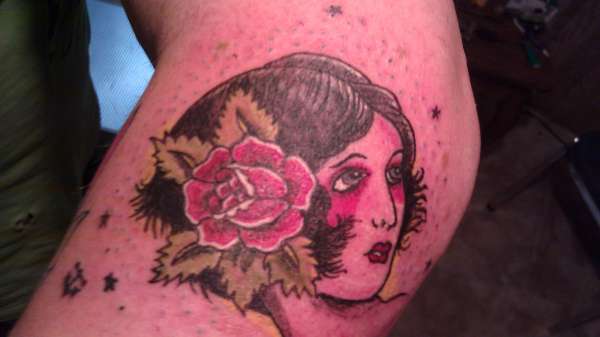 Sailor jerry senora girl with rose tattoo trickstattoo tattoo