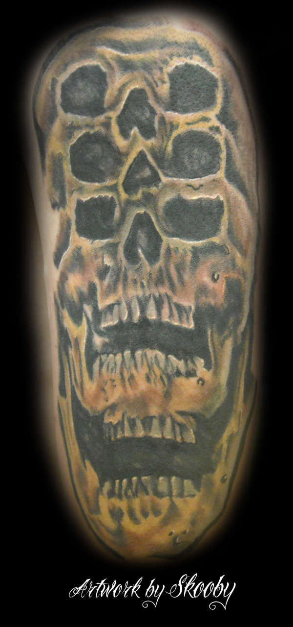Skullz tattoo