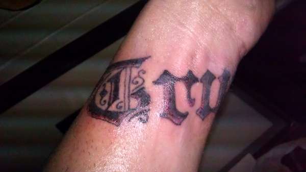 ”To Thy Own Self Be True” tattoo on Pat by Trickstattoo tattoo