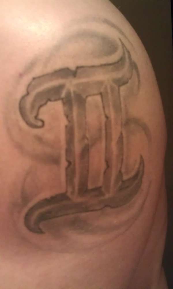 gemini symbol tattoo gemini symbol tattoo