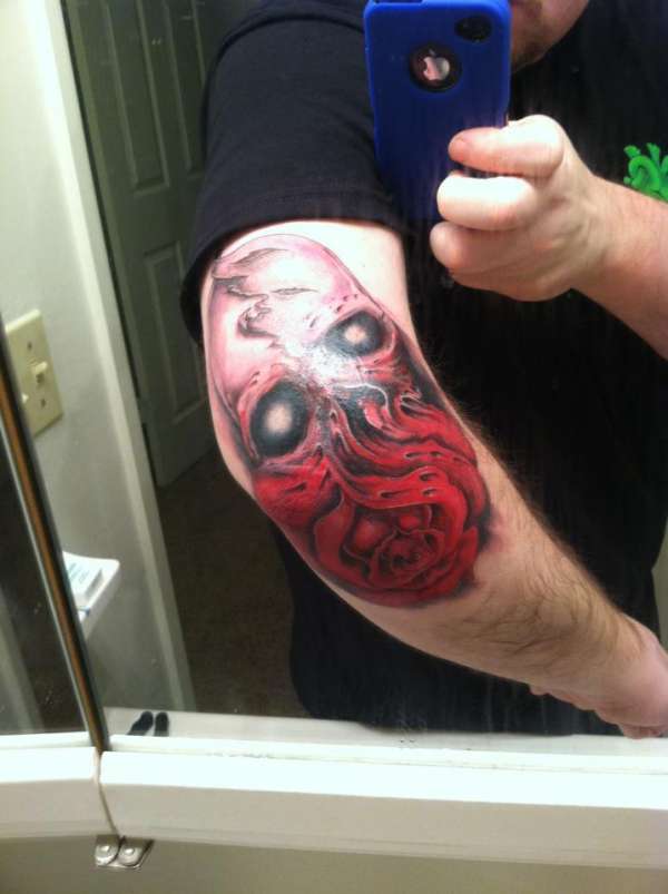 Skull/Rose tattoo