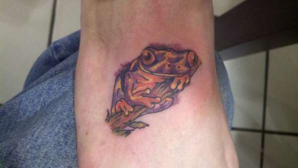 frog tattoo