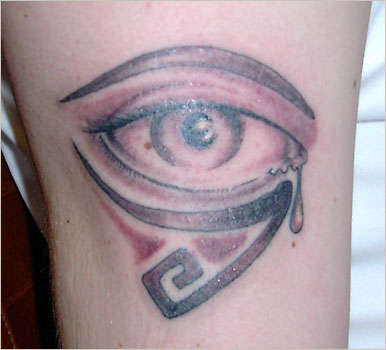 eye tattoo