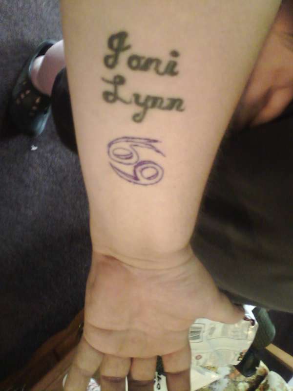 my g/f's name tattoo