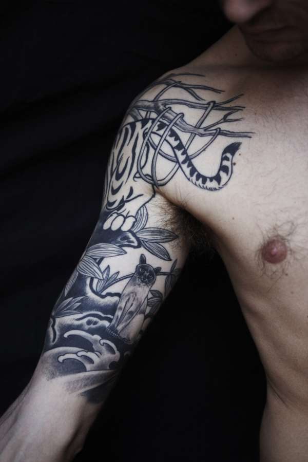 siamese cat, tiger tail inside of sleeve tattoo