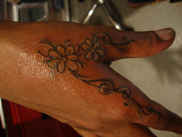 floral tattoo w filagre tattoo