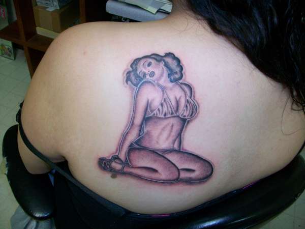 pin-up tattoo