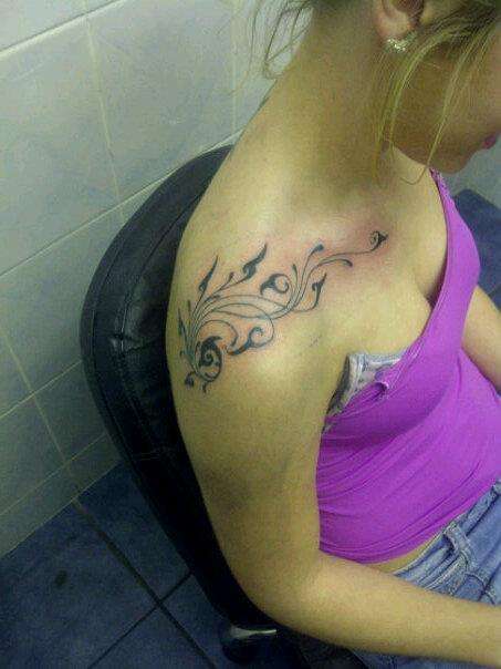 swirl design tattoo