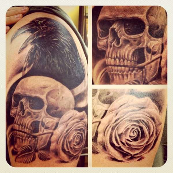 Skull and Raven tattoo