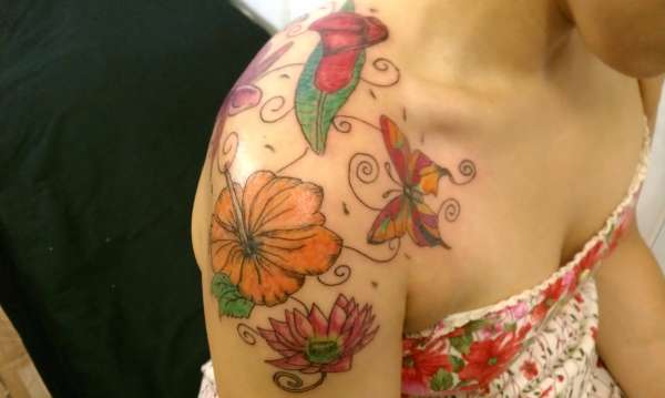 Flower Trail tattoo