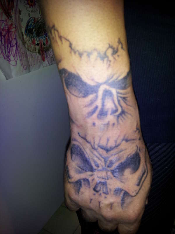 skulls tattoo