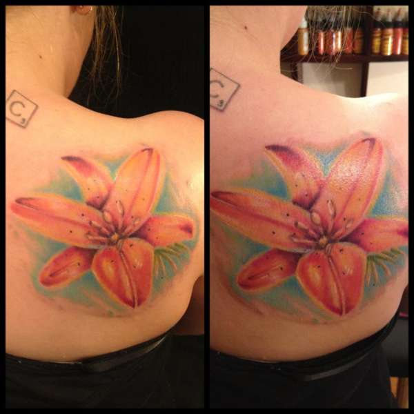 Lilly tattoo
