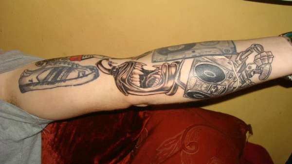 hip hop influenced tattoo
