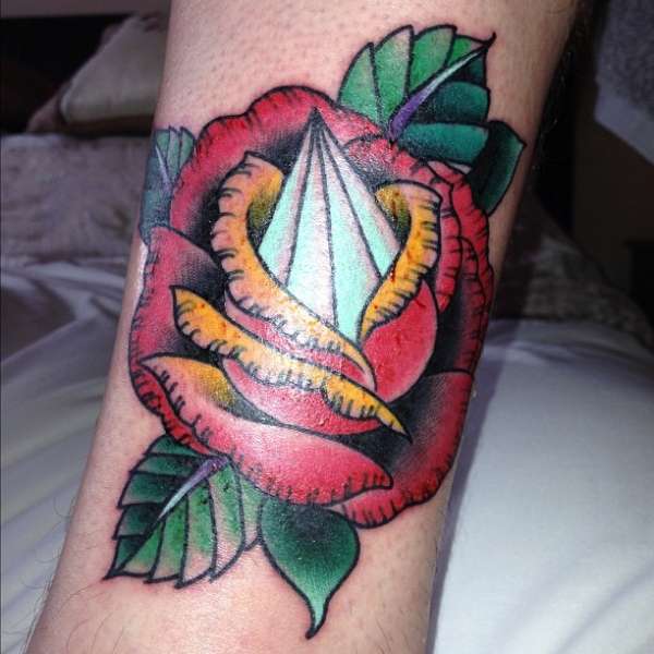 Rose & Diamond tattoo