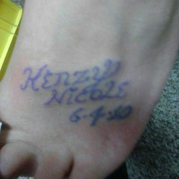 friends daughters name tattoo