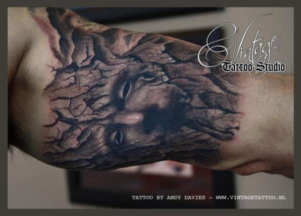 tree face tattoo