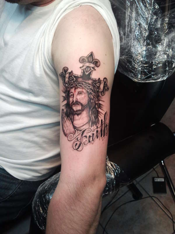 arm tattoo