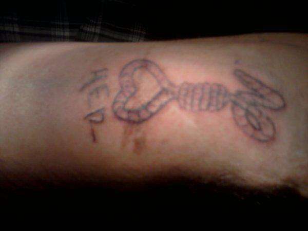 rope noose heart tattoo