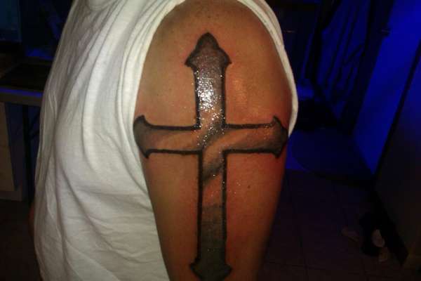 cross tattoo