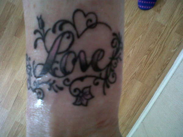 Love tattoo tattoo