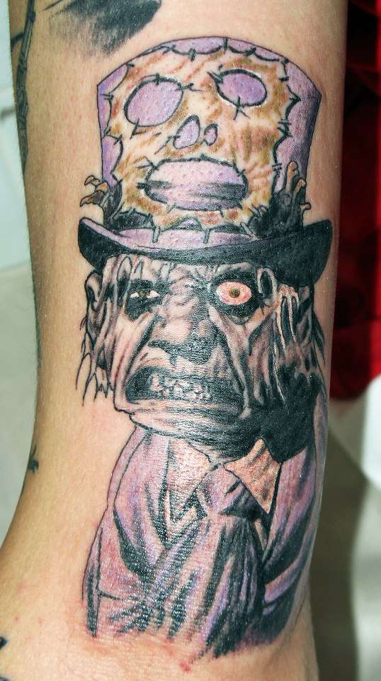 Artist: Jeremy Payne tattoo