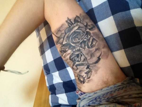 Roses tattoo