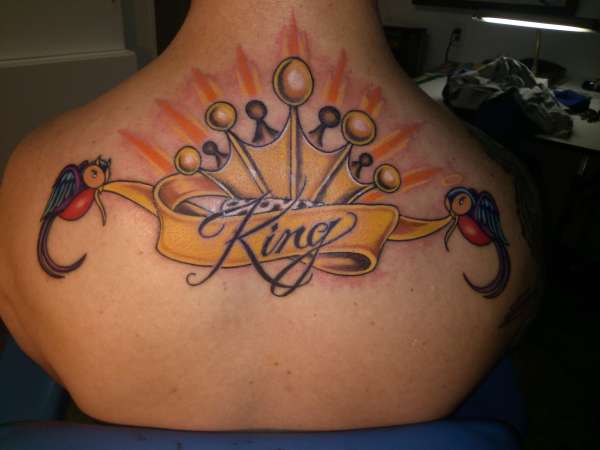 upper back piece crown & sparrows tattoo