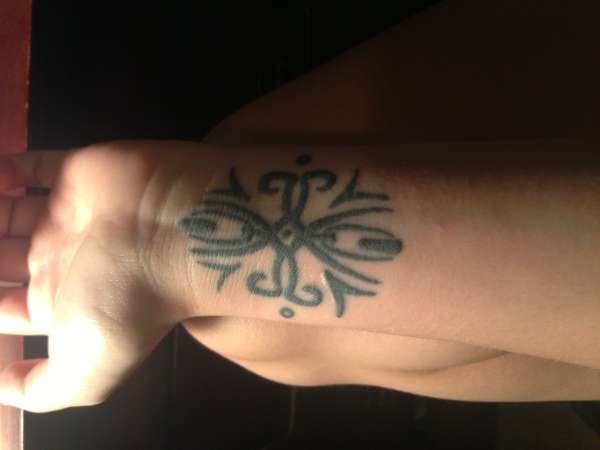 Permanent sticky note tattoo