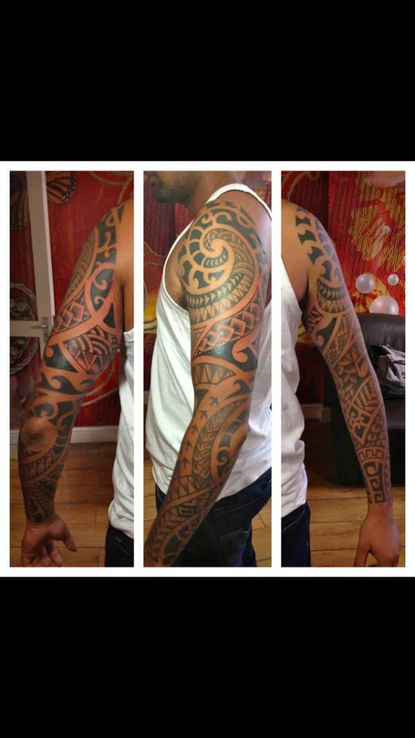 Polynesian sleeve tattoo