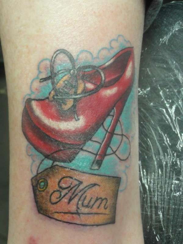 Shoe for Mum tattoo