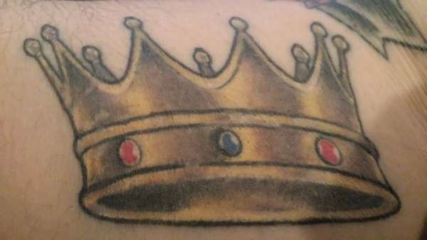 crown tattoo