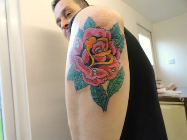 rose tattoo