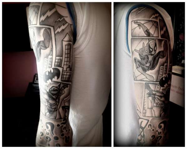DC/Marvel sleeve tattoo