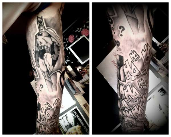 DC/Marvel sleeve tattoo