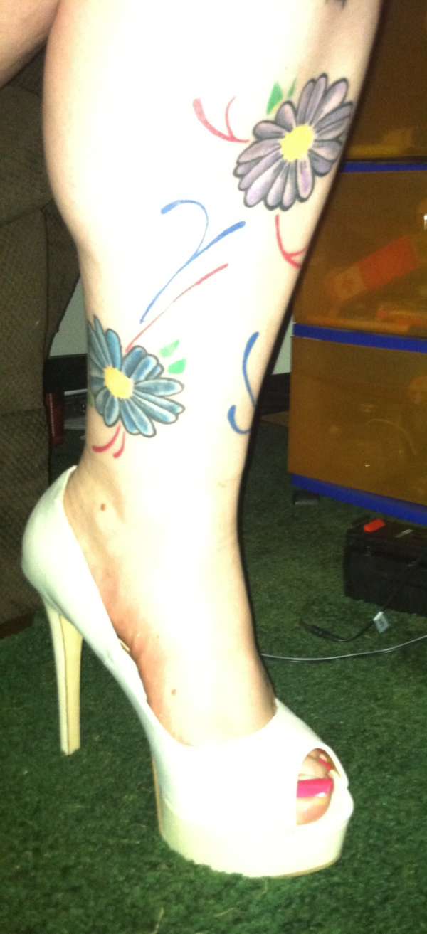 Daiseys tattoo