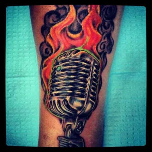 old school mic tattoo done by that Twiztid Freek 817-783-7677 tattoo