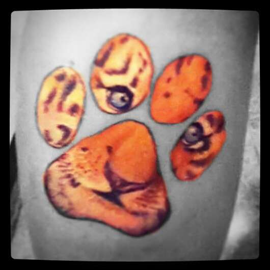 tiger paw tattoo