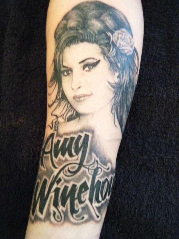 Amy winehouse tattoo